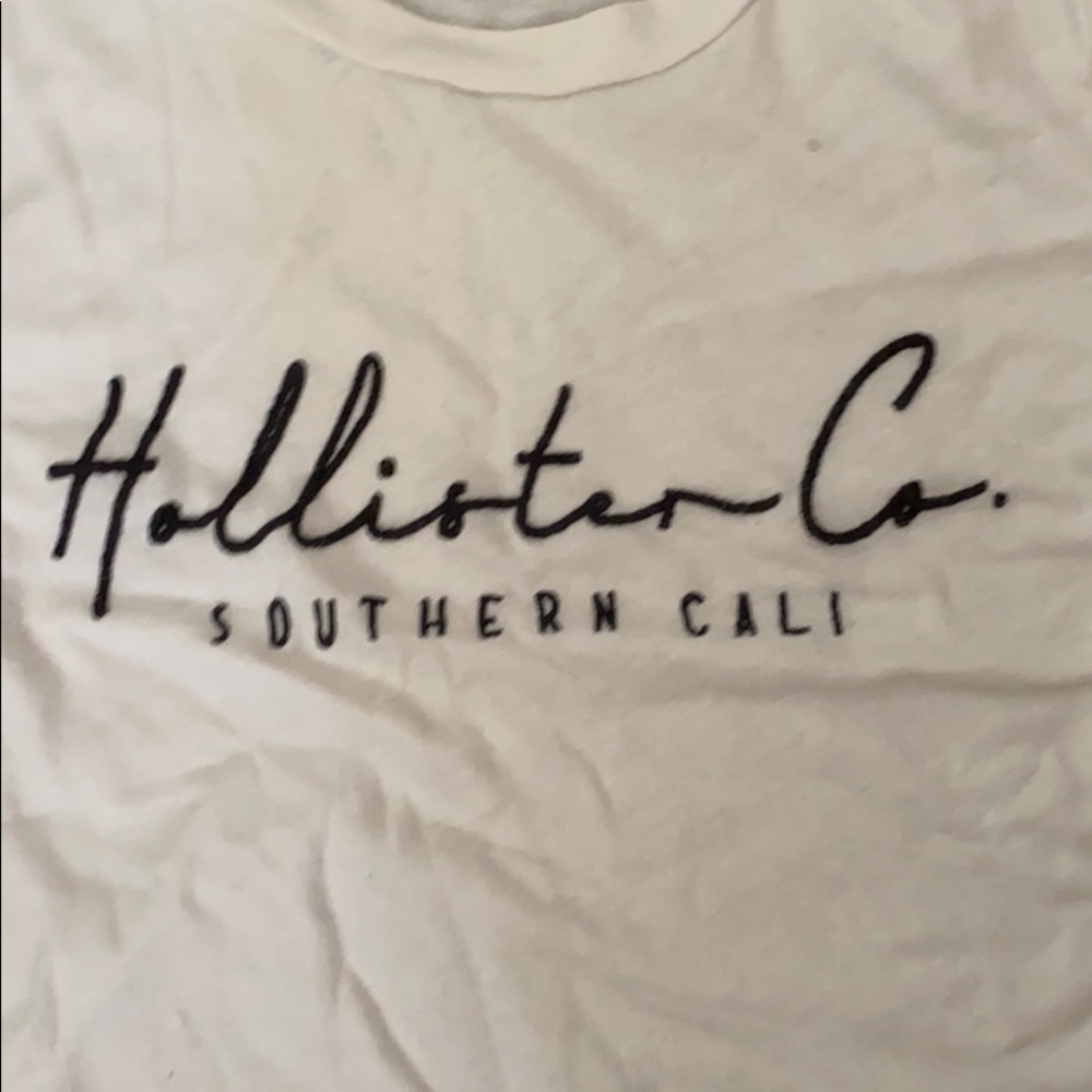 White holister shirt